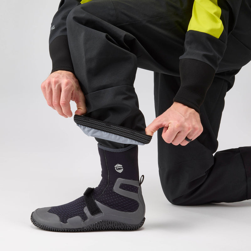 Load image into Gallery viewer, NRS Men’s Axiom GORE-TEX Pro Dry Suit