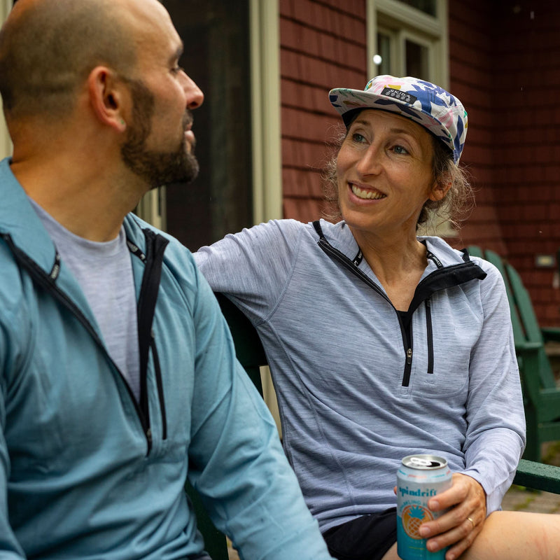 Load image into Gallery viewer, Microweight - Women's 1/4 Zip Sun Hoodie Woolverino