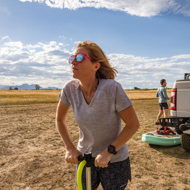 Load image into Gallery viewer, Microweight - Women's Wool V-Neck T-Shirt Woolverino