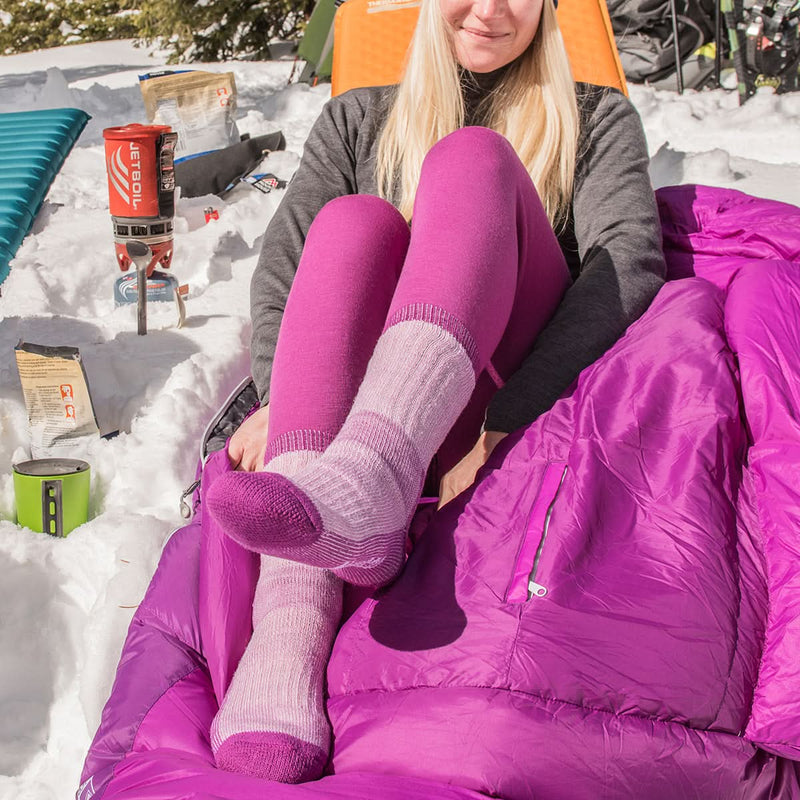 Load image into Gallery viewer, Midweight - Day Hiker Crew Socks