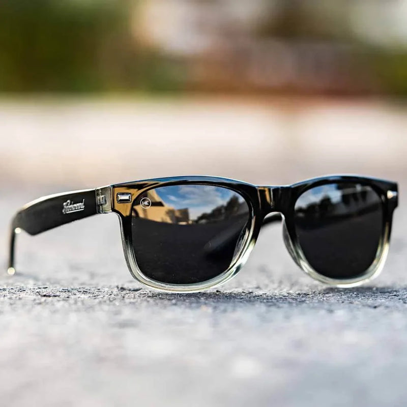 Load image into Gallery viewer, Obsidian Fort Knocks