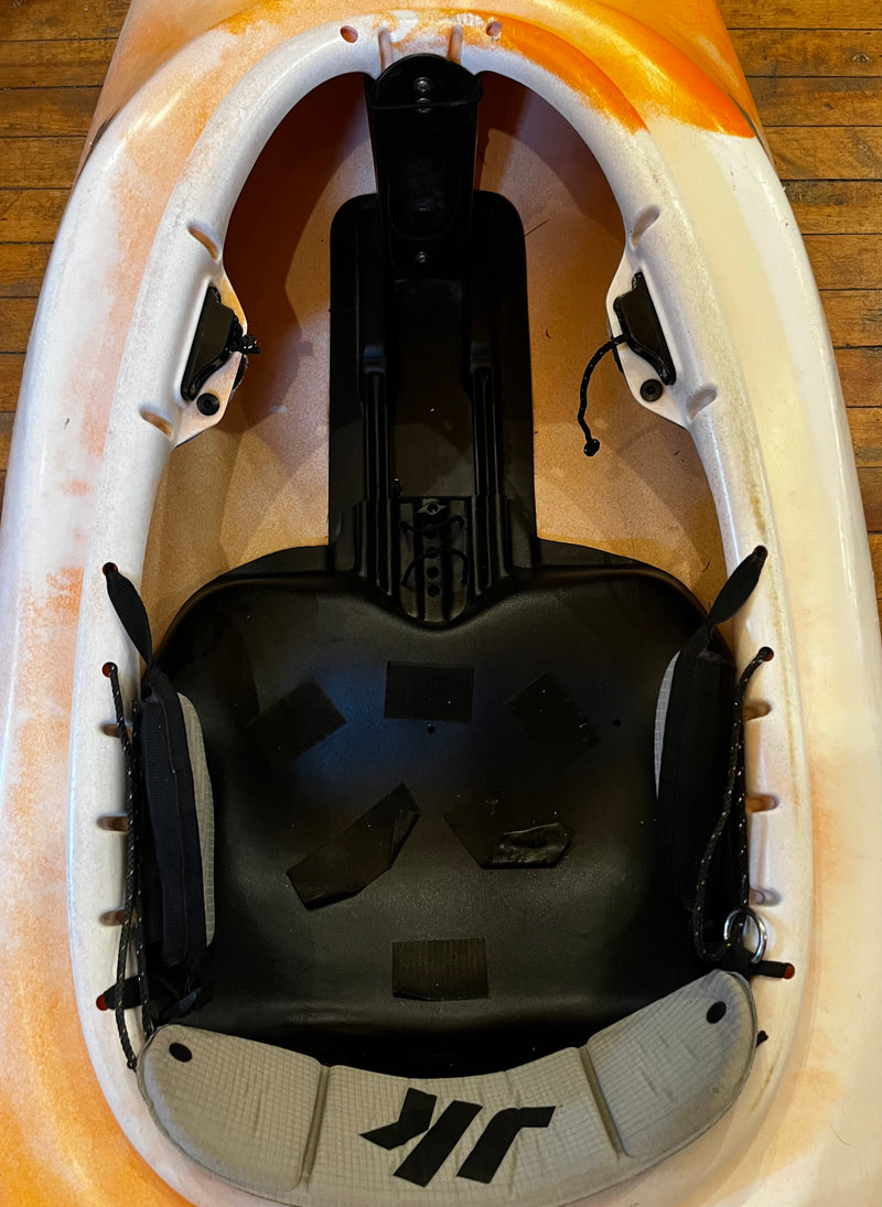 Load image into Gallery viewer, Jackson Kayak MixMaster 7.5 Used Whitewater Kayak
