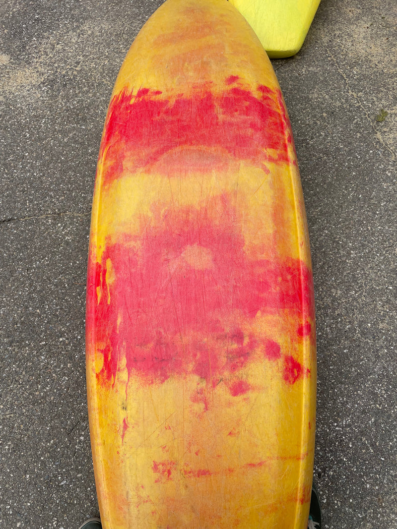 Load image into Gallery viewer, Dagger Mamba Used Whitewater Kayak