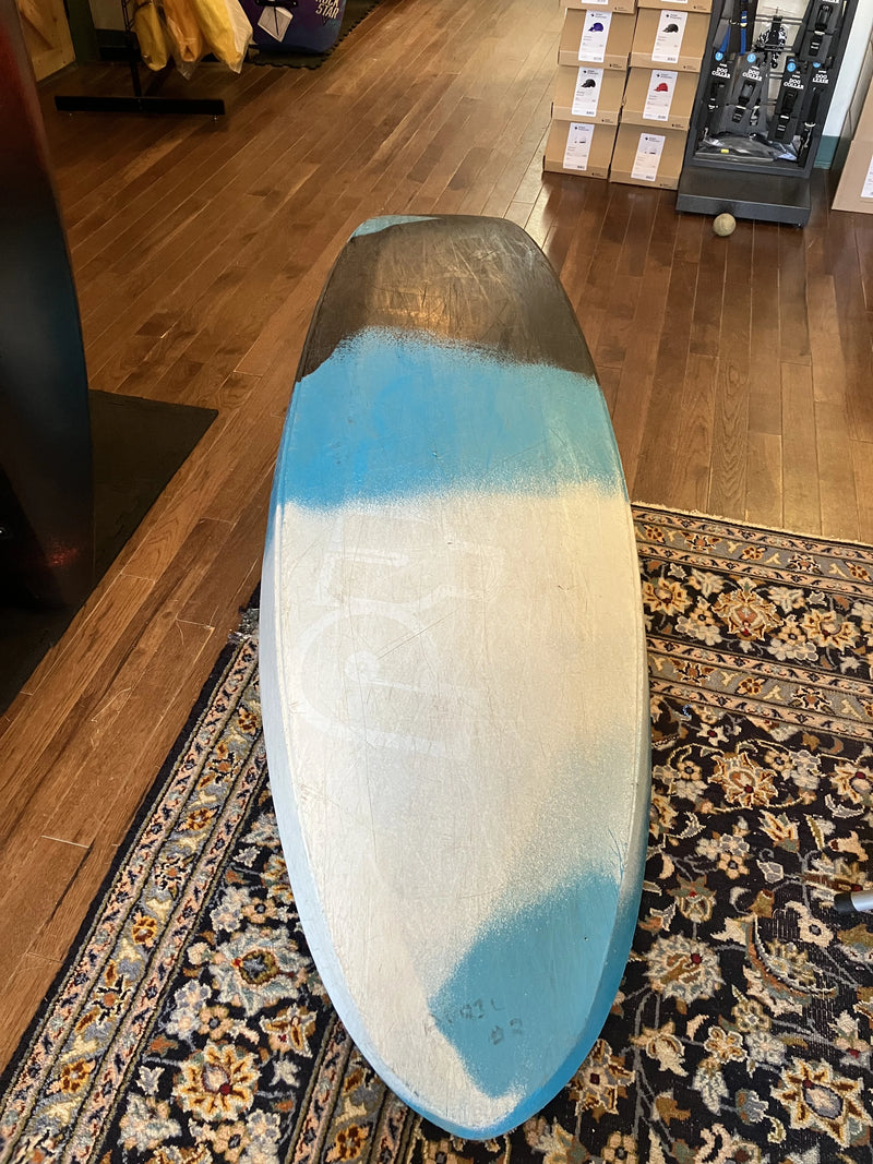 Load image into Gallery viewer, Pyranha Sub 7.0 Used Whitewater Kayak