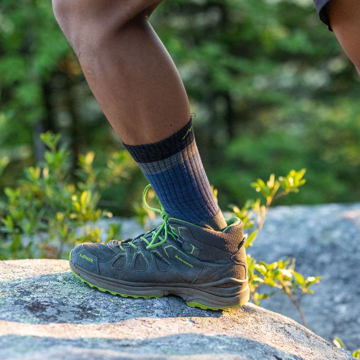 Load image into Gallery viewer, Men&#39;s Heady Stripe Micro Crew Lightweight Hiking Sock
