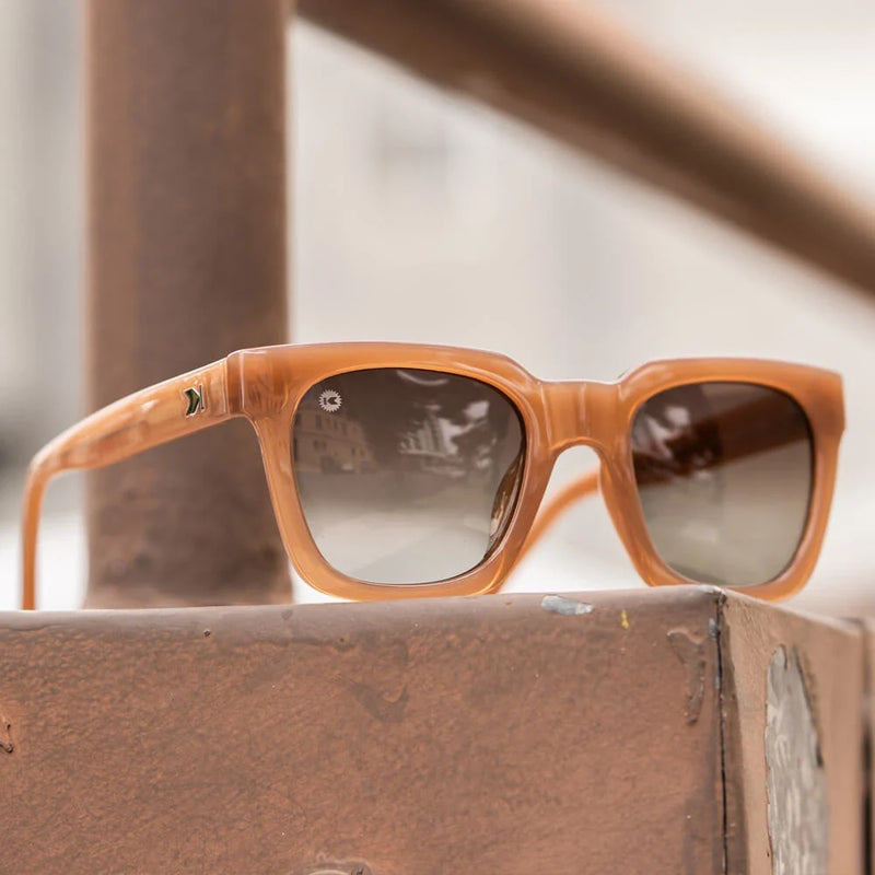 Load image into Gallery viewer, Rose Latte Songbirds