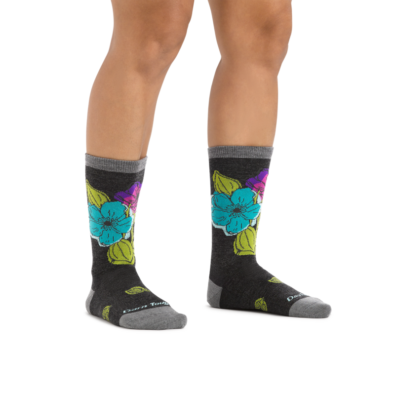 Load image into Gallery viewer, Women's Watercolor Crew Lightweight Lifestyle Sock