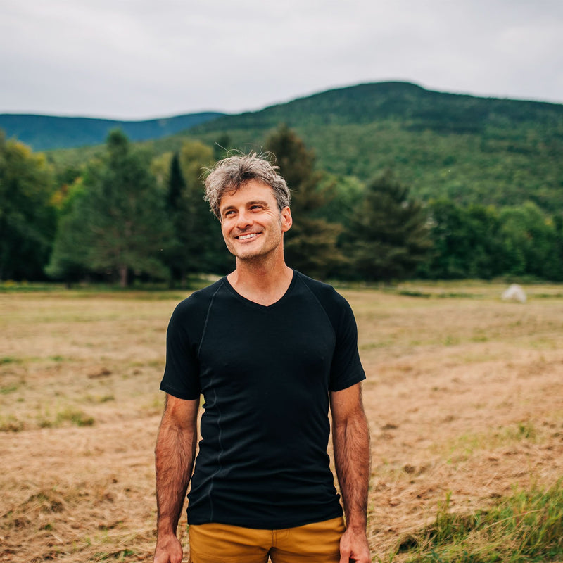 Load image into Gallery viewer, Microweight - Men's Wool V-Neck T-Shirt Woolverino