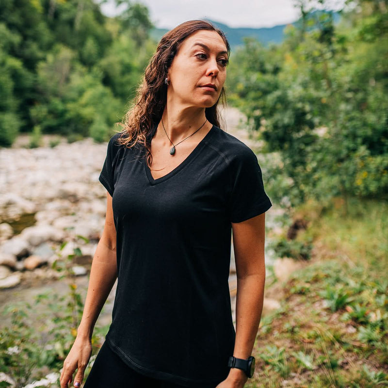 Load image into Gallery viewer, Microweight - Women's Wool V-Neck T-Shirt Woolverino