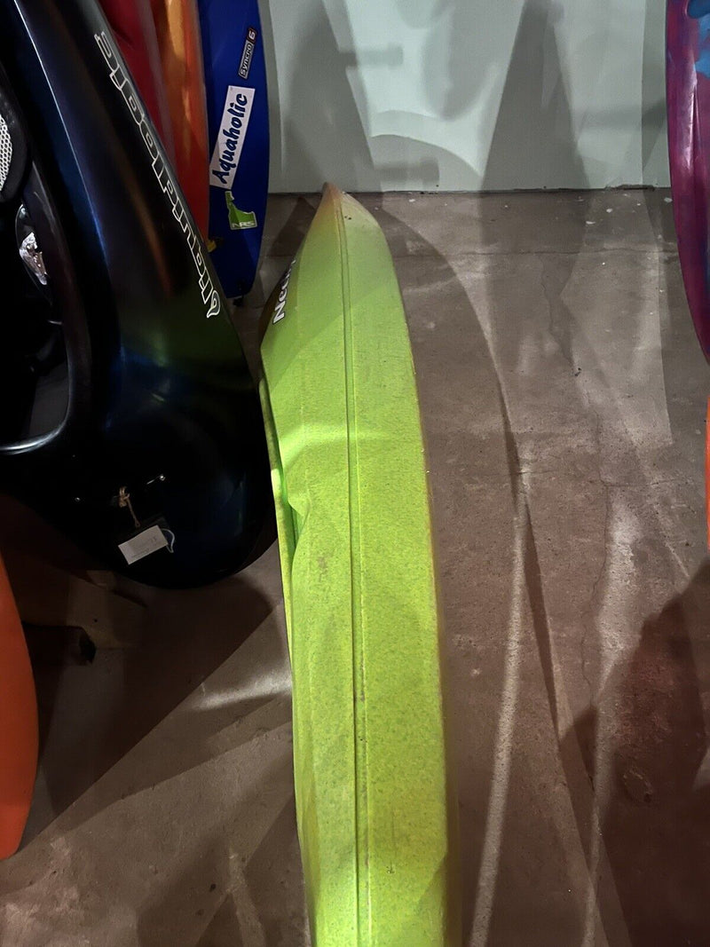 Load image into Gallery viewer, Necky Gliss 7’11” Used Whitewater Kayak