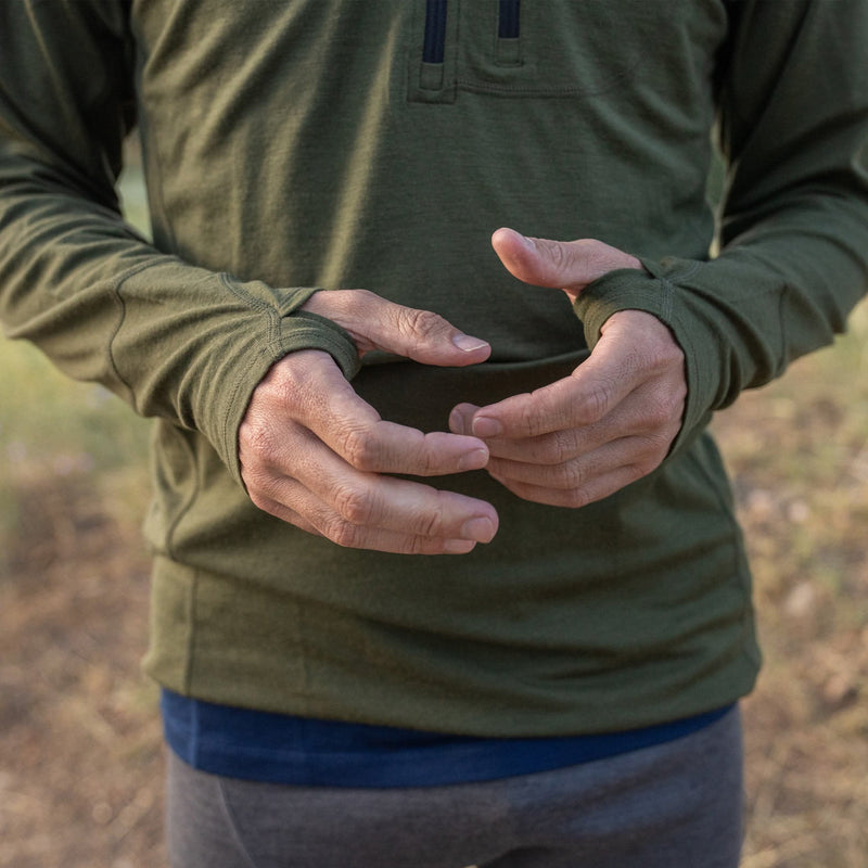 Load image into Gallery viewer, Microweight - Men's Wool 1/4 Zip Sun Hoodie Woolverino
