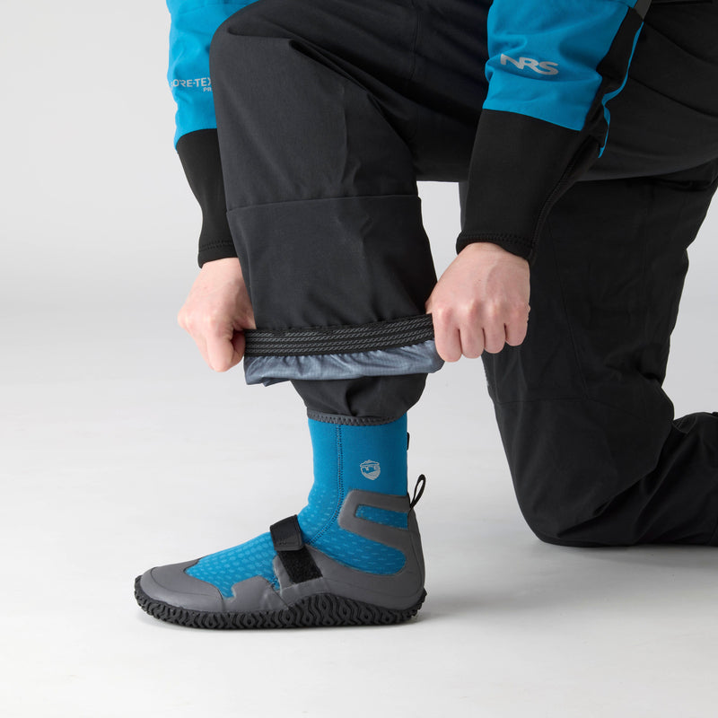 Load image into Gallery viewer, NRS Women’s Phenom GORE-TEX Pro Dry Suit
