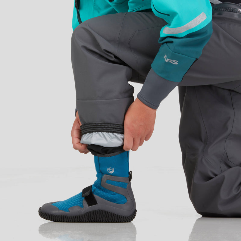 Load image into Gallery viewer, NRS Women’s Navigator GORE-TEX Pro Semi-Dry Suit

