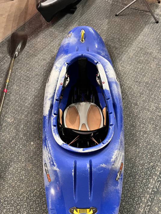 Pyranha 4Twenty M/L Used Whitewater Kayak