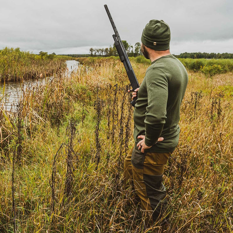 Load image into Gallery viewer, Midweight - Chocorua Men's Crew 100% Merino Wool
