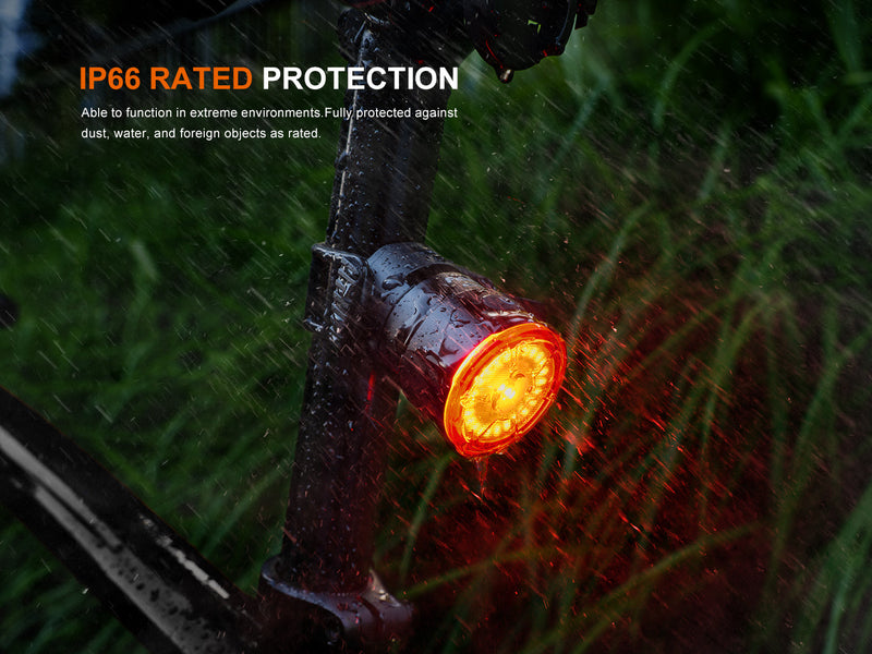 Load image into Gallery viewer, Fenix BC06R Smart-Brake Bicycle Taillight
