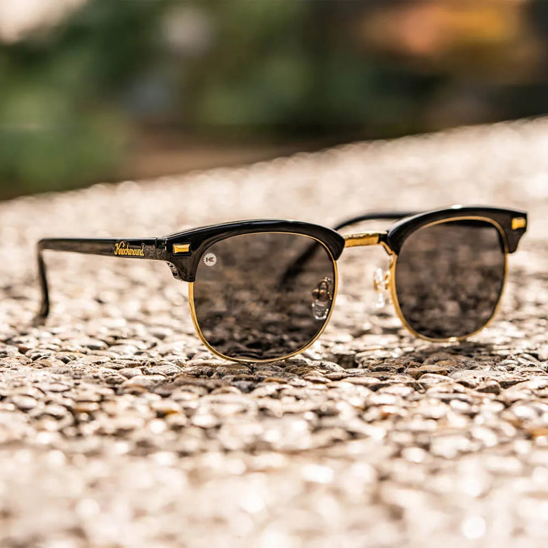 Load image into Gallery viewer, Glossy Black &amp; Gold Brooklines
