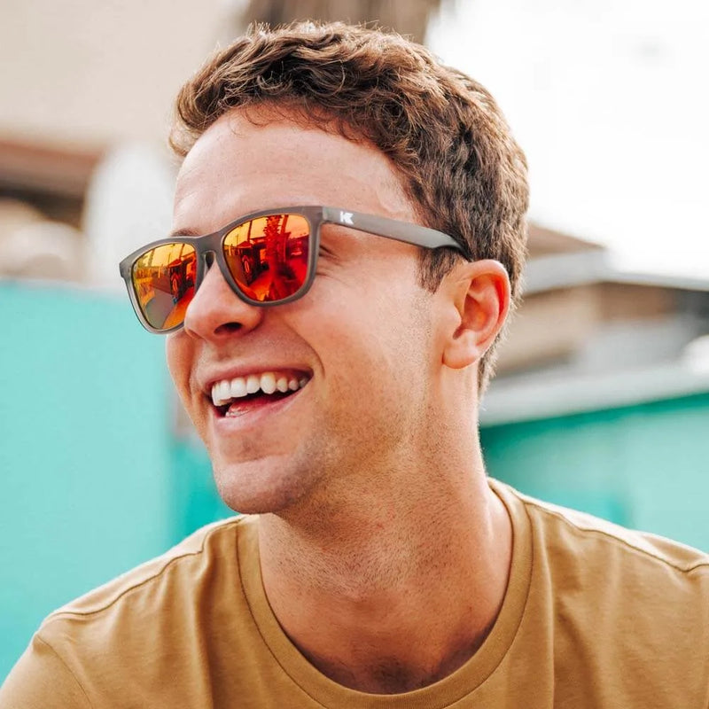 Load image into Gallery viewer, Frosted Grey / Red Sunset Classics
