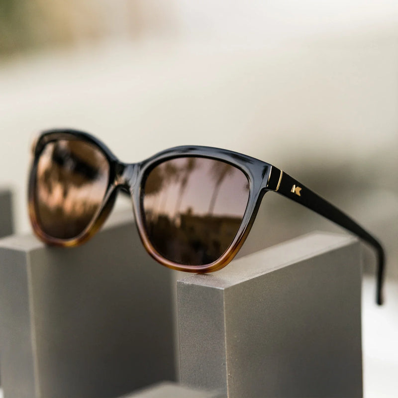 Load image into Gallery viewer, Glossy Black &amp; Blonde Tortoise Shell Fade Deja Views
