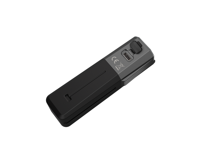 Load image into Gallery viewer, Fenix BC22R High-Performance Road Bike Light
