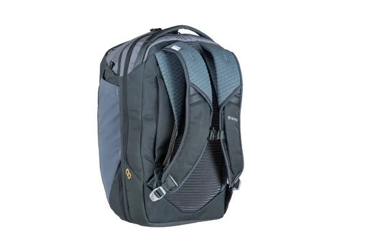 Vantage 30L Endless Promise Everyday Adventure Daypack