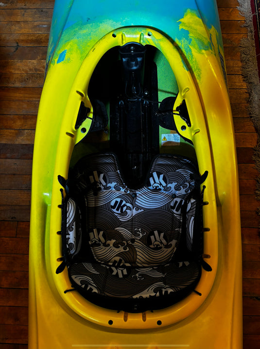 Jackson Kayak Gnarvana Medium Used Whitewater Kayak