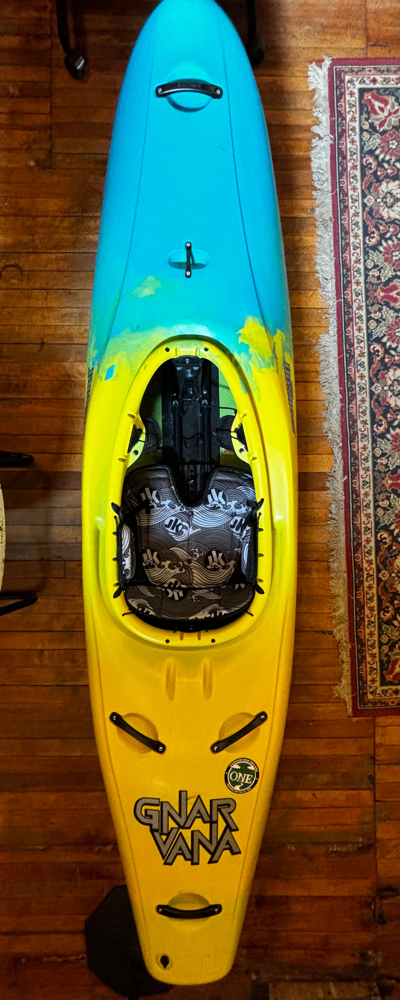 Load image into Gallery viewer, Jackson Kayak Gnarvana Medium Used Whitewater Kayak
