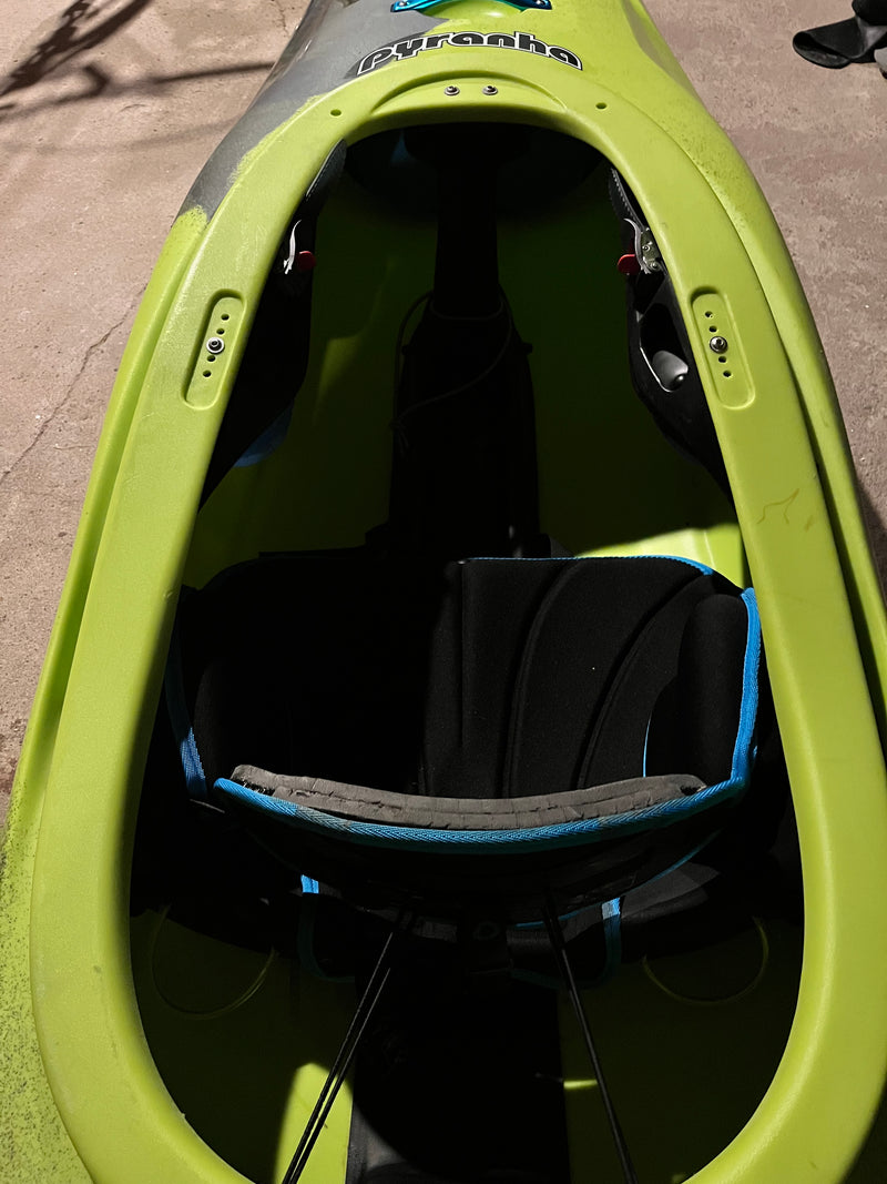 Load image into Gallery viewer, Pyranha Ripper 2 Used Whitewater Kayak
