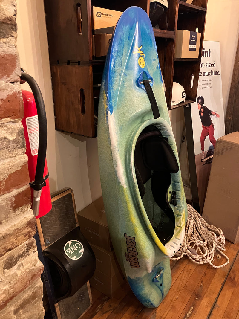 Jackson Kayak Fun 1 Kid's Used Whitewater Kayak Outdoor New England