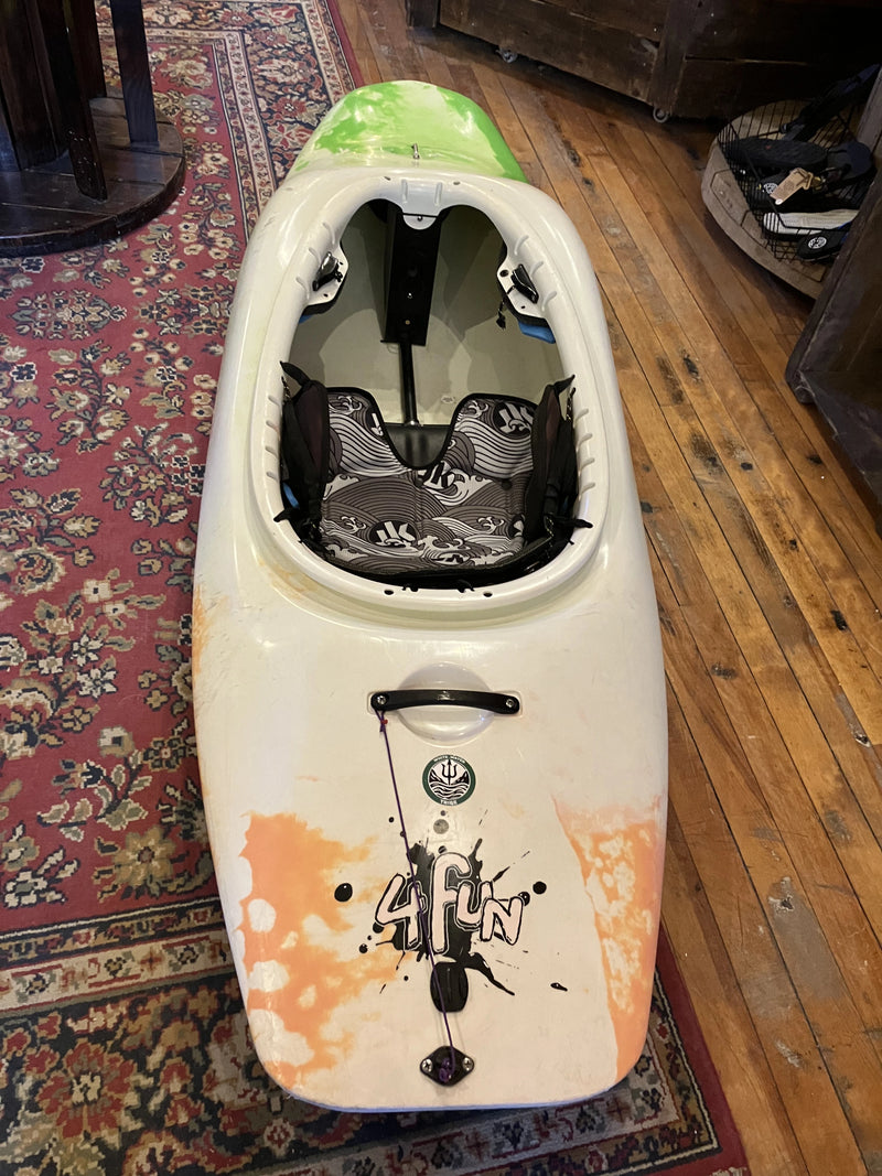 Load image into Gallery viewer, Used Jackson 4 Fun 2011 Whitewater Kayak
