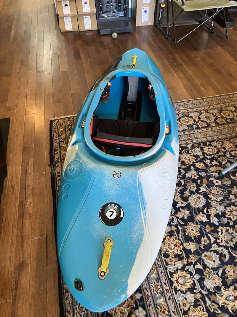 Load image into Gallery viewer, Pyranha Sub 7.0 Used Whitewater Kayak
