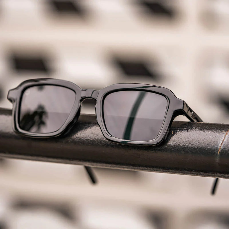 Load image into Gallery viewer, Piano Black Panoramas
