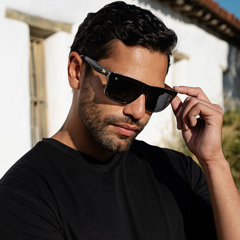 Load image into Gallery viewer, Calavera Torrey Pines
