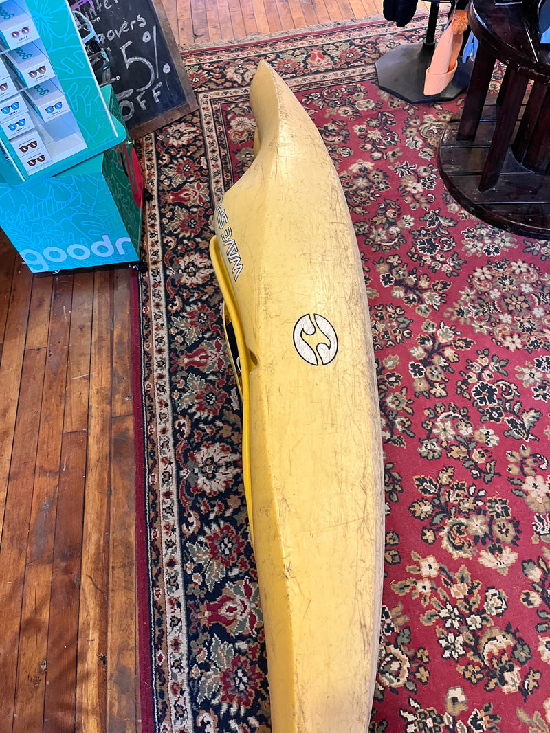 Load image into Gallery viewer, WaveSport Ace Used Whitewater Kayak
